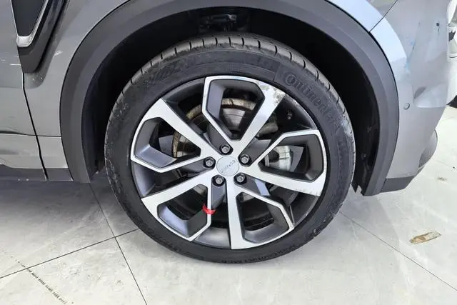 LYNK & CO Lynk 05 2.0TD four-wheel drive Halo