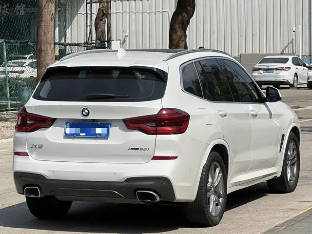 BMW BMW X3 xDrive28i M sports suit