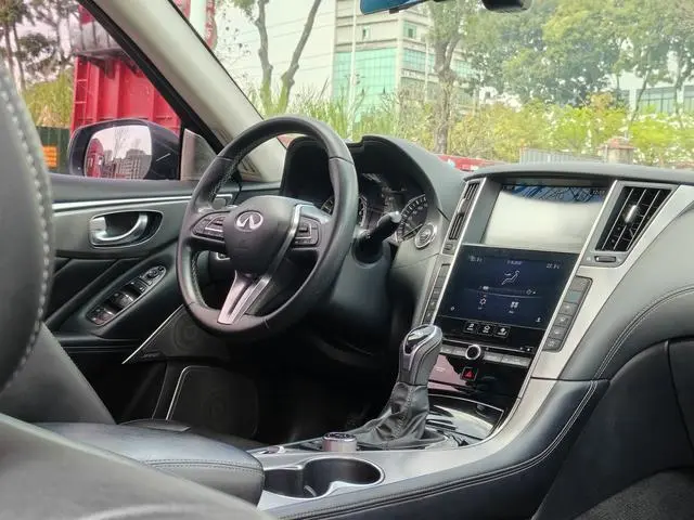 Infiniti Infiniti Q50L 2.0T Yixiang Edition Country VI