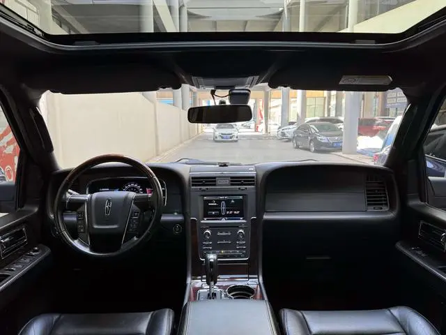 Lincoln Navigator 3.5T AWD
