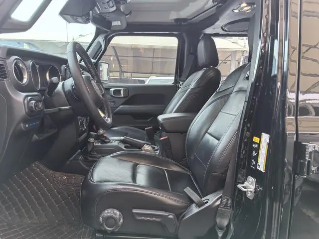 Jeep Wrangler 4xe PHEV Four-door 2.0T 4xe Sahara