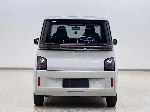 Wuling Wuling Air ev Clear Sky Four-seater advanced version