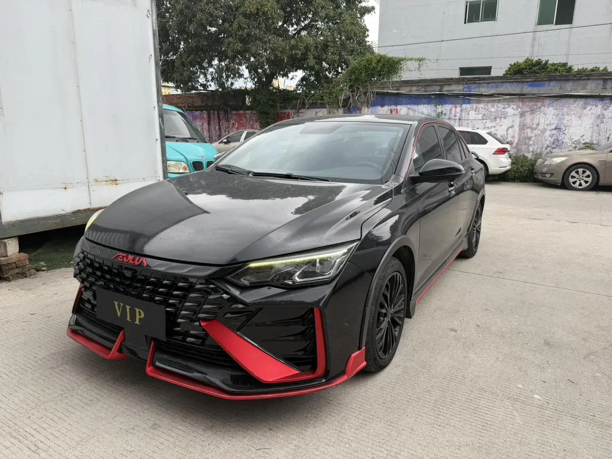 Dongfeng Fengshen Yi Hyun MAX 1.5T Dark Night Edge Edition