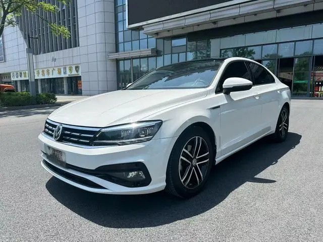Volkswagen Lingdu 280TSI DSG Deluxe Edition Country VI