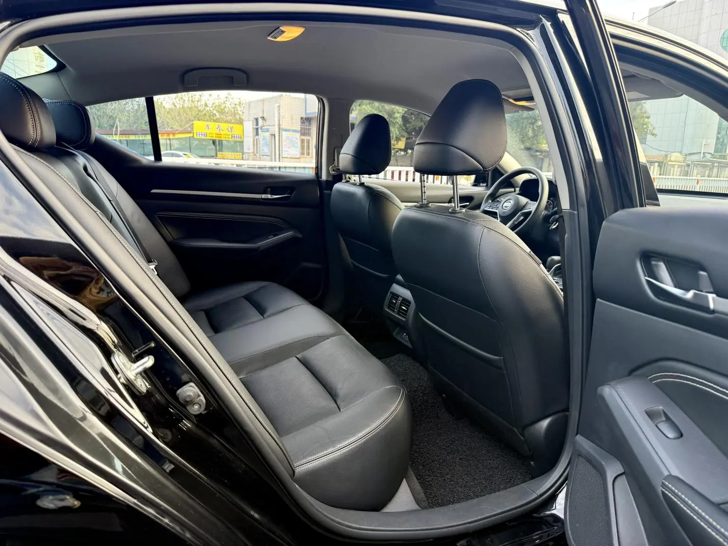 Nissan Teana 2.0L XE Fashion Edition