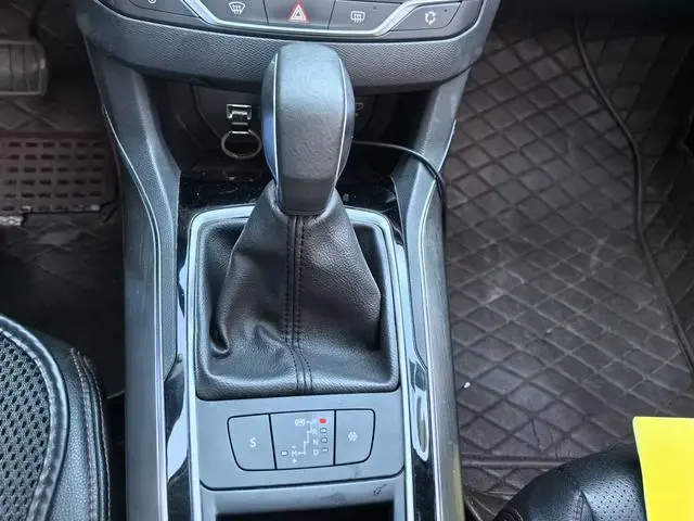 Peugeot Peugeot 408 1.6T Automatic Deluxe Edition