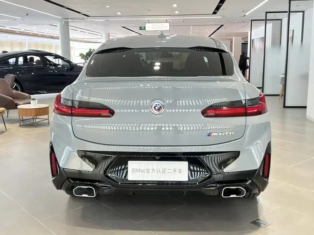 BMW BMW X4 M40i