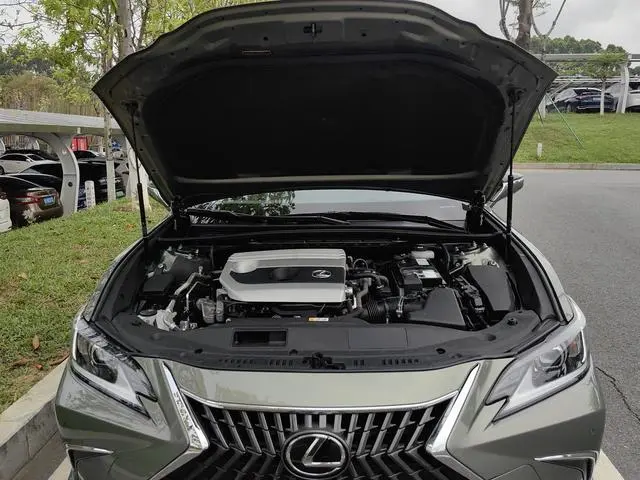 Lexus Lexus ES 200 Excellent Edition