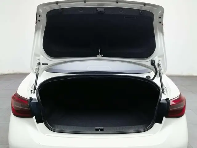 Infiniti Infiniti Q50L 2.0T Yixiang Edition Country V