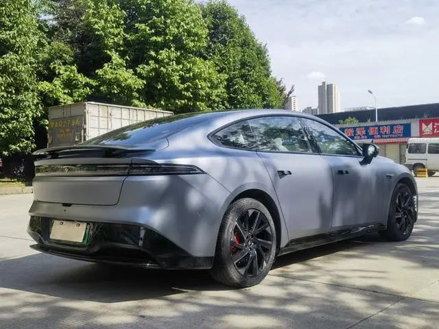 Dongfeng eπ eπ007 Pure electric 540 four-wheel drive Max version
