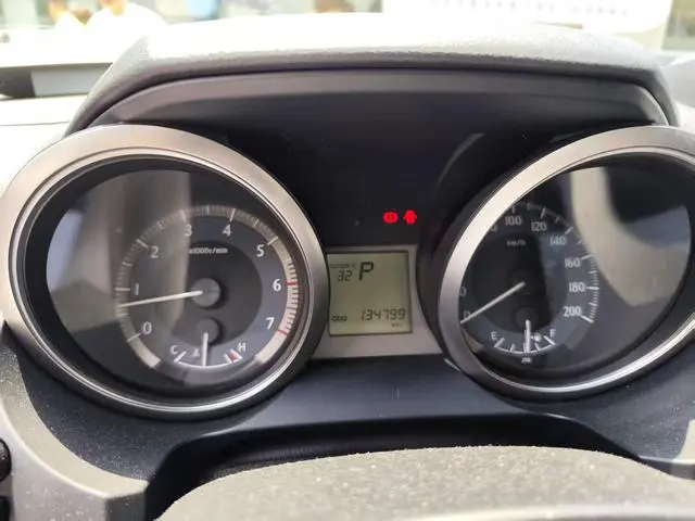 TOYOTA Prado 2.7L Automatic Deluxe Edition