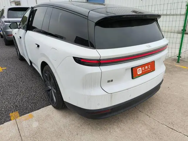 Li Auto Ideal i8 Standard edition