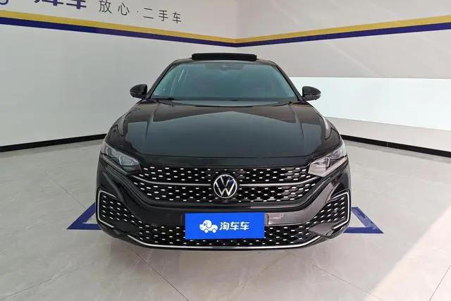 Volkswagen Passat Facelift 330TSI Starry Sky Deluxe Edition