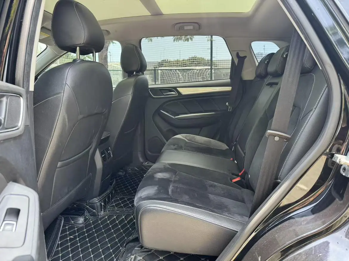 Roewe Roewe eRX5 50T Hybrid Interconnection Premium Ultimate Edition
