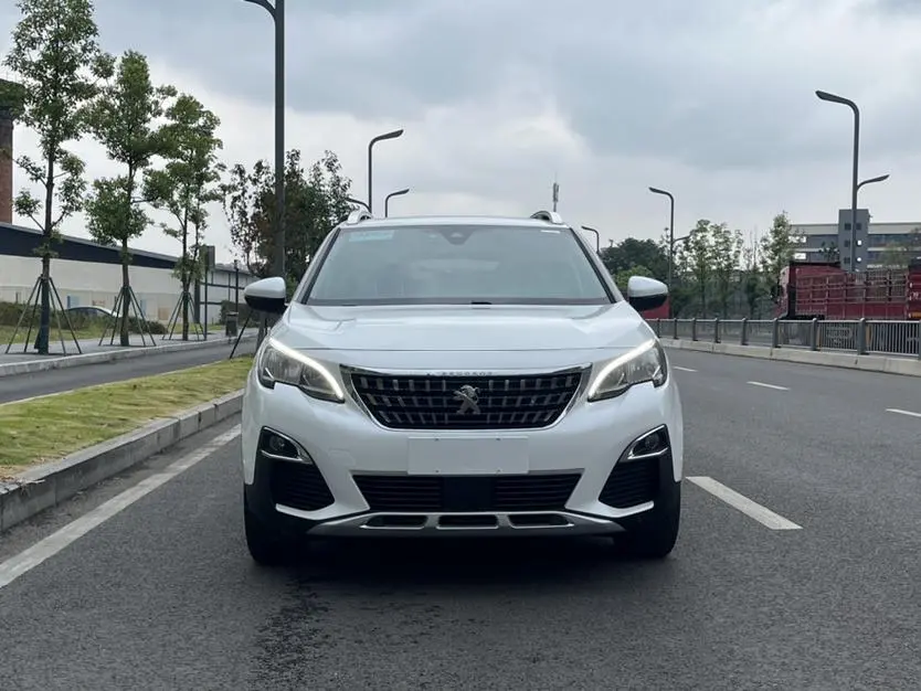 Peugeot Peugeot 4008 350THP Deluxe Edition