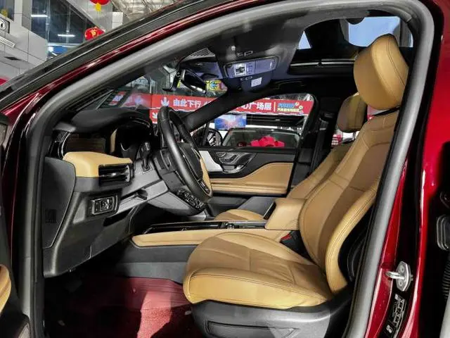 Lincoln Adventurer 2.0T two-wheel drive Zunya edition