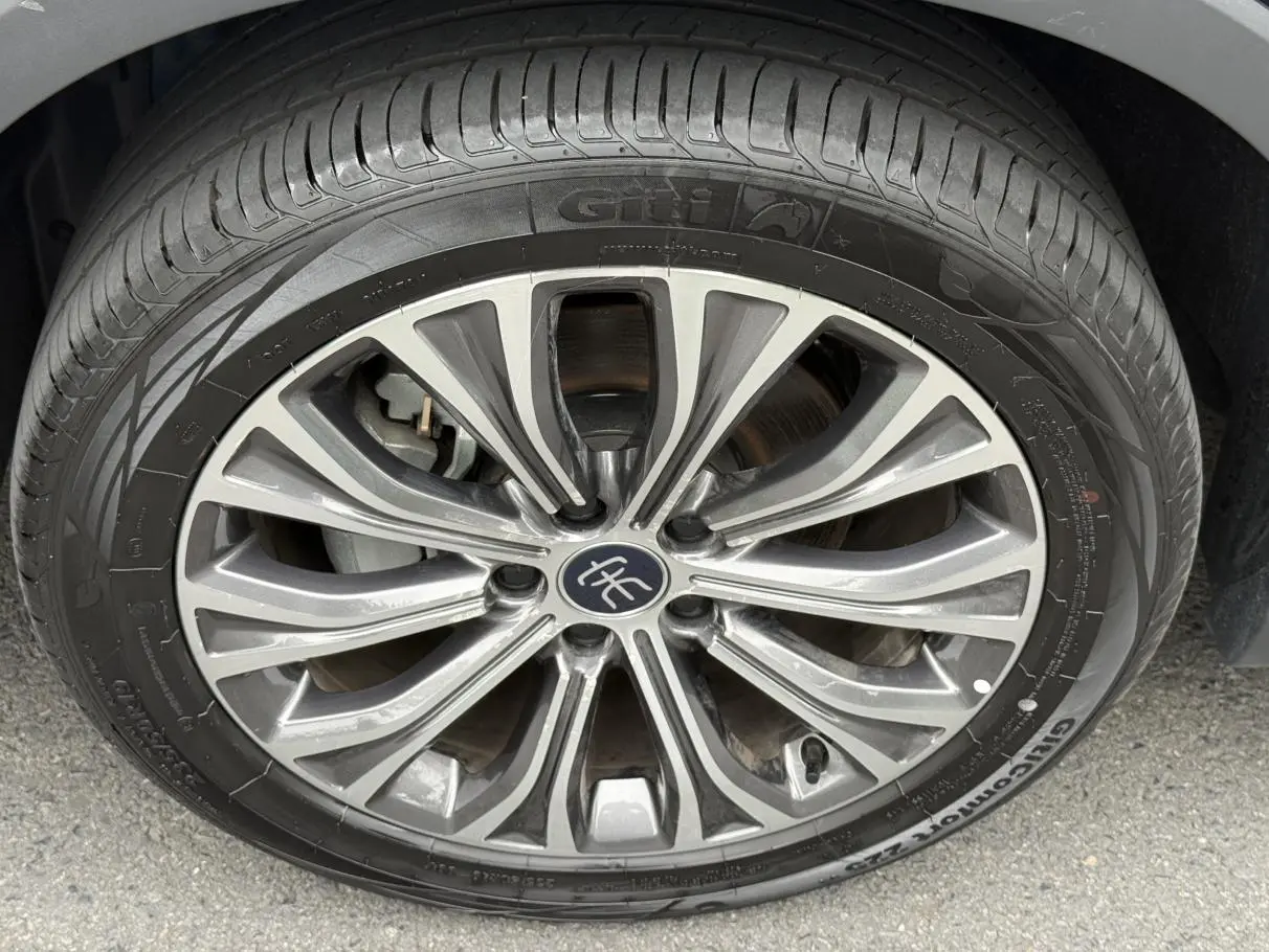 BYD Song Pro DM DM-i Champion Edition 110km Excellent Type