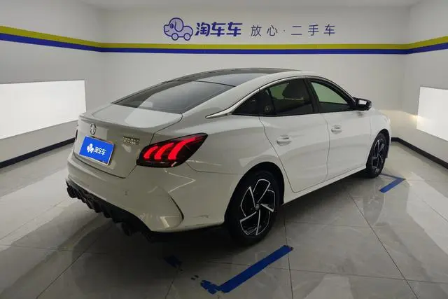 MG MG5 300TGI DCT Green Luxury Luxury Edition