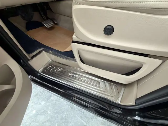 Mercedes-Benz Mercedes-Benz V-class V 260 Premium Edition Country VI