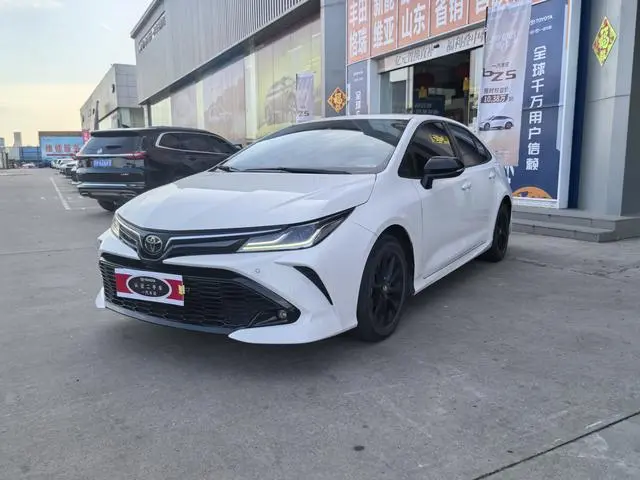 TOYOTA Corolla 1.5L CVT 20th Anniversary Platinum Commemorative Edition