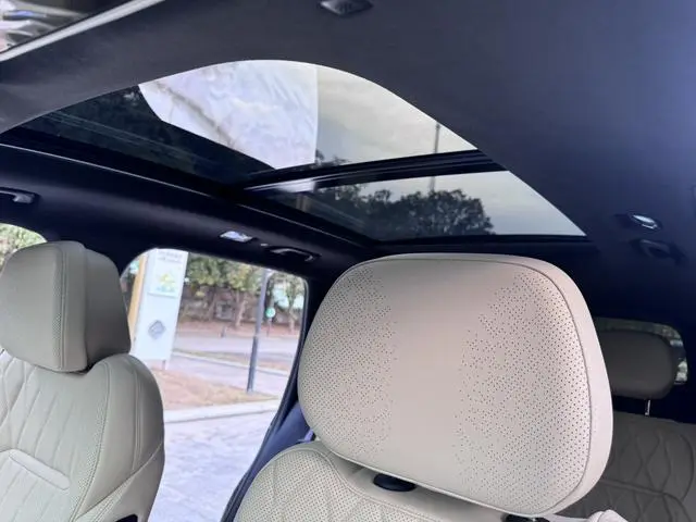 Geely Xingyue L 2.0TD high-power automatic two-wheel drive Dongfang Yao Lanxing version