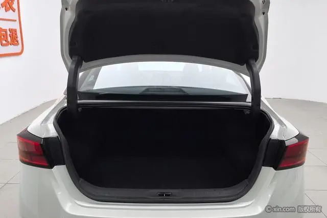 Nissan Teana 2.0T XL Upper AD1 Smart Enjoy Pilot Edition
