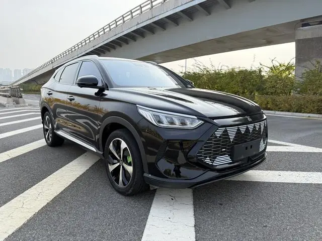 BYD Song PLUS DM DM-i 100KM four-wheel drive flagship PLUS