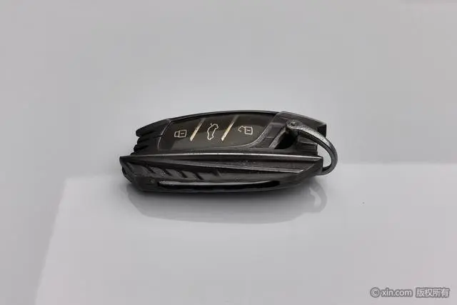 Roewe Roewe i5 1.5L CVT Diamond Edition