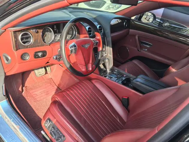 Bentley Flying 4.0T V8 Standard Edition