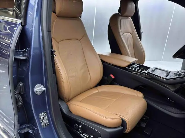 Lincoln Navigator 2.7T four-wheel drive Presidential edition