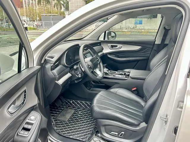 Roewe Roewe RX5 MAX Supreme series 300TGI automatic Luxury Cockpit Version