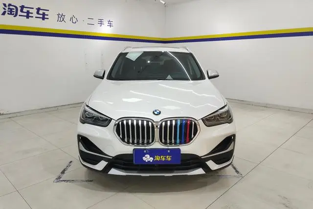 BMW BMW X1 sDrive20Li Exclusive type