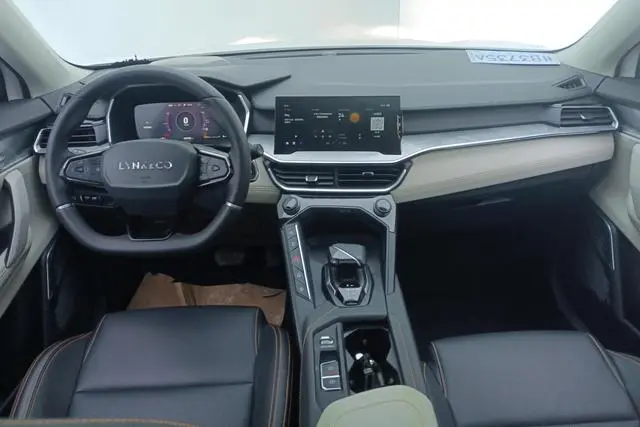 LYNK & CO Lynk & Co. 06 EM-P 84KM battery life version Pro