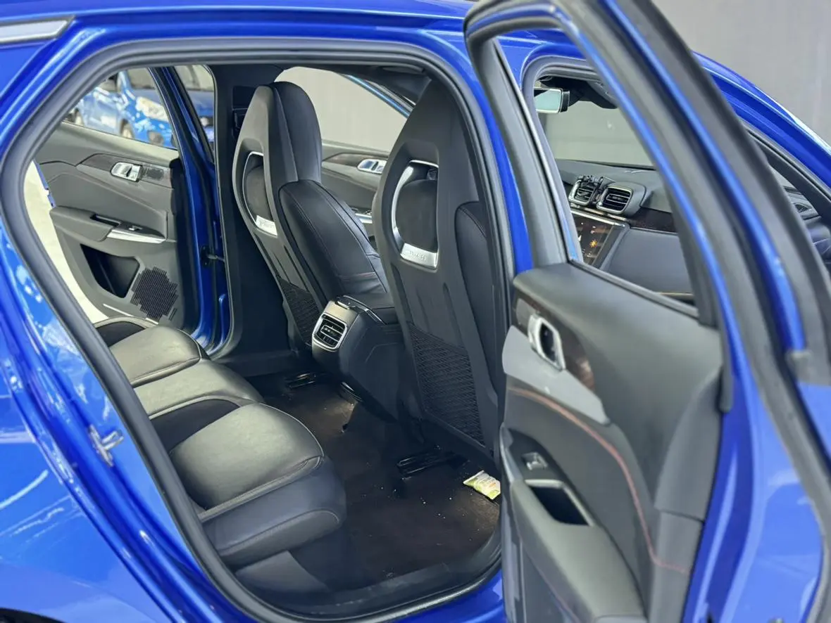 LYNK & CO Lynk 03 1.5TD DCT Jin Pro Version