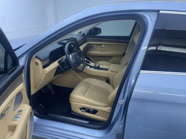 AITO Ask the world M5 Extended range four-wheel drive Ultimate edition