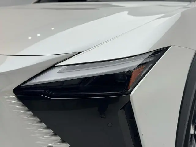 Lexus Lexus RZ 450e DIRECT4 Indulgent Edition
