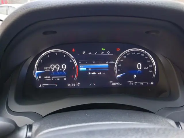 TOYOTA Camry 2.5G Deluxe Edition