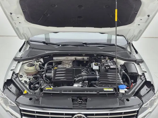 Volkswagen Bora 1.5L Automatic Elite Intelligent Version