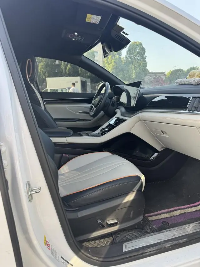 BYD Song PLUS DM DM-i 110KM two-wheel drive flagship PLUS