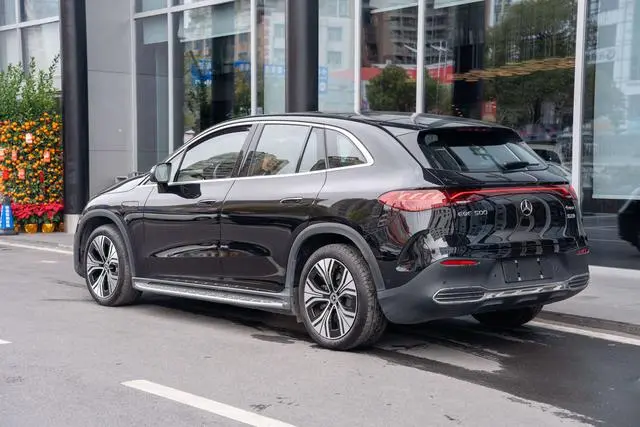Mercedes-Benz Mercedes-Benz EQE SUV EQE SUV 500 4MATIC