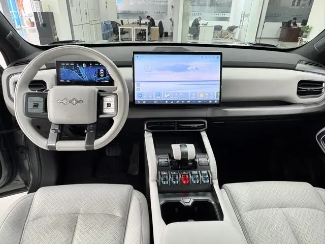 FANG CHENG BAO Titanium 3 501KM four-wheel drive Ultra version