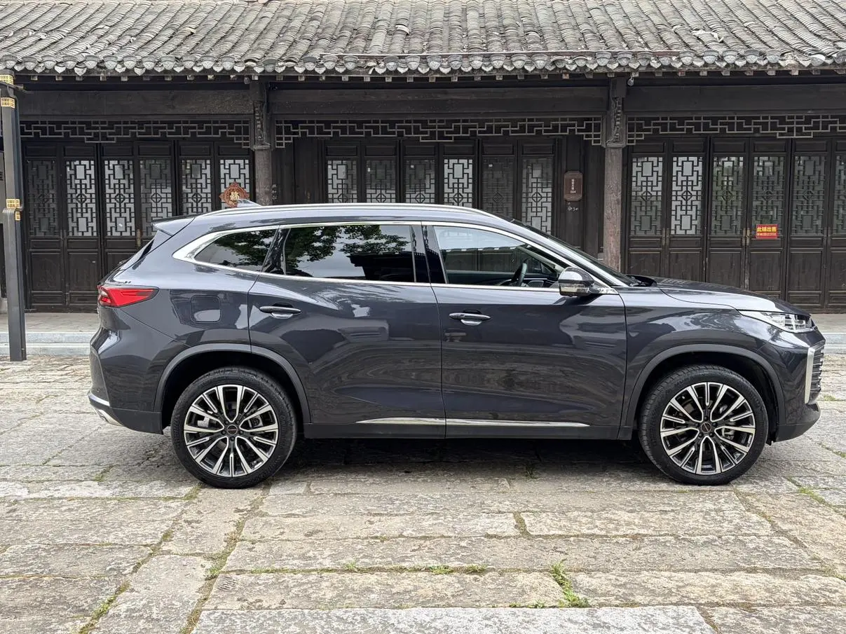 EXEED Xingtu Lingyun Lingyun 400T two-wheel drive Star Edition