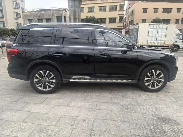 GAC Trumpchi GS8 320T two-wheel drive luxury Zhilian Edition 7 seats