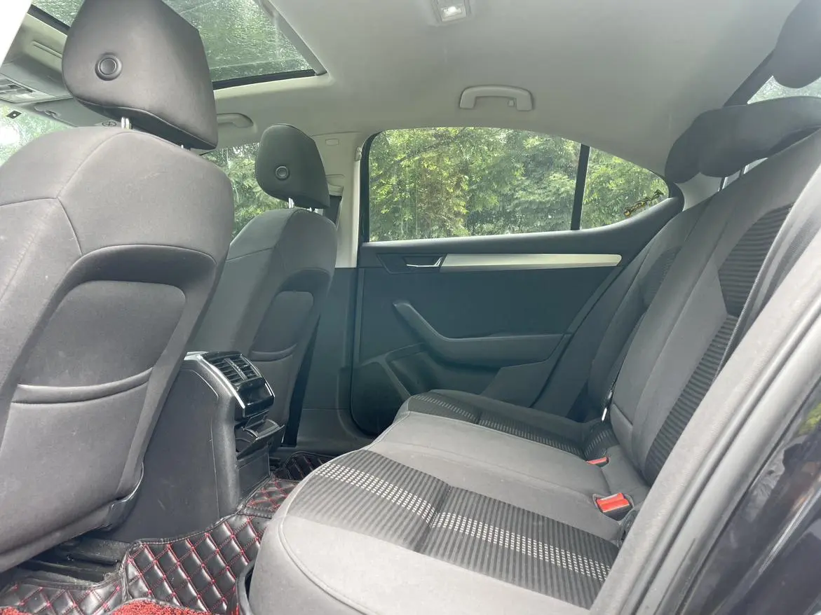 Skoda Speed pie ZI330 DSG Chuangxing Edition