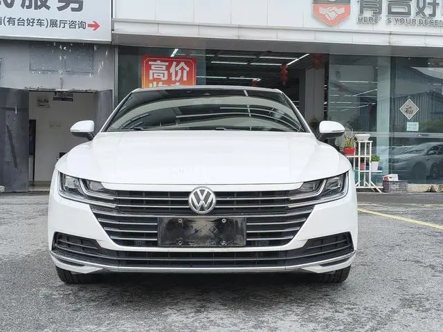Volkswagen Volkswagen CC 330TSI Charm Edition Country VI