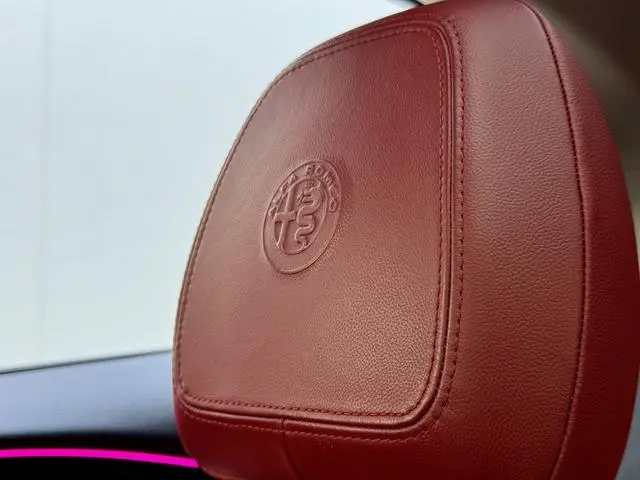 Alfa Romeo Stelvio 2.0T 200HP Elite Edition