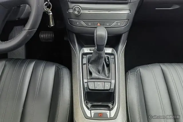 Peugeot Peugeot 408 360THP Automatic Deluxe Edition Country VI