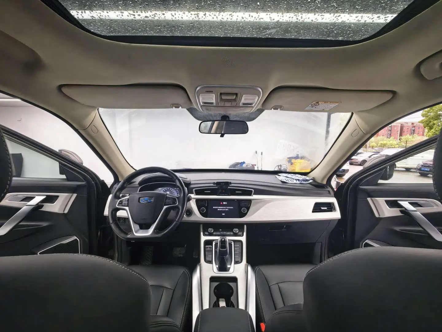 Geely Boyue 1.8TD DCT two-wheel drive intelligent 4G connected version