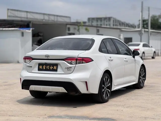 TOYOTA Lei Ling 185T CVT Sports Edition