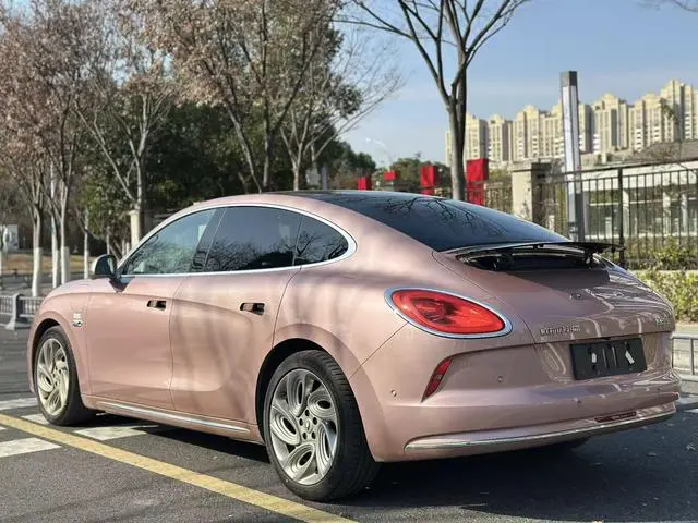 Ora Euler Lightning Cat 555km Premium Edition